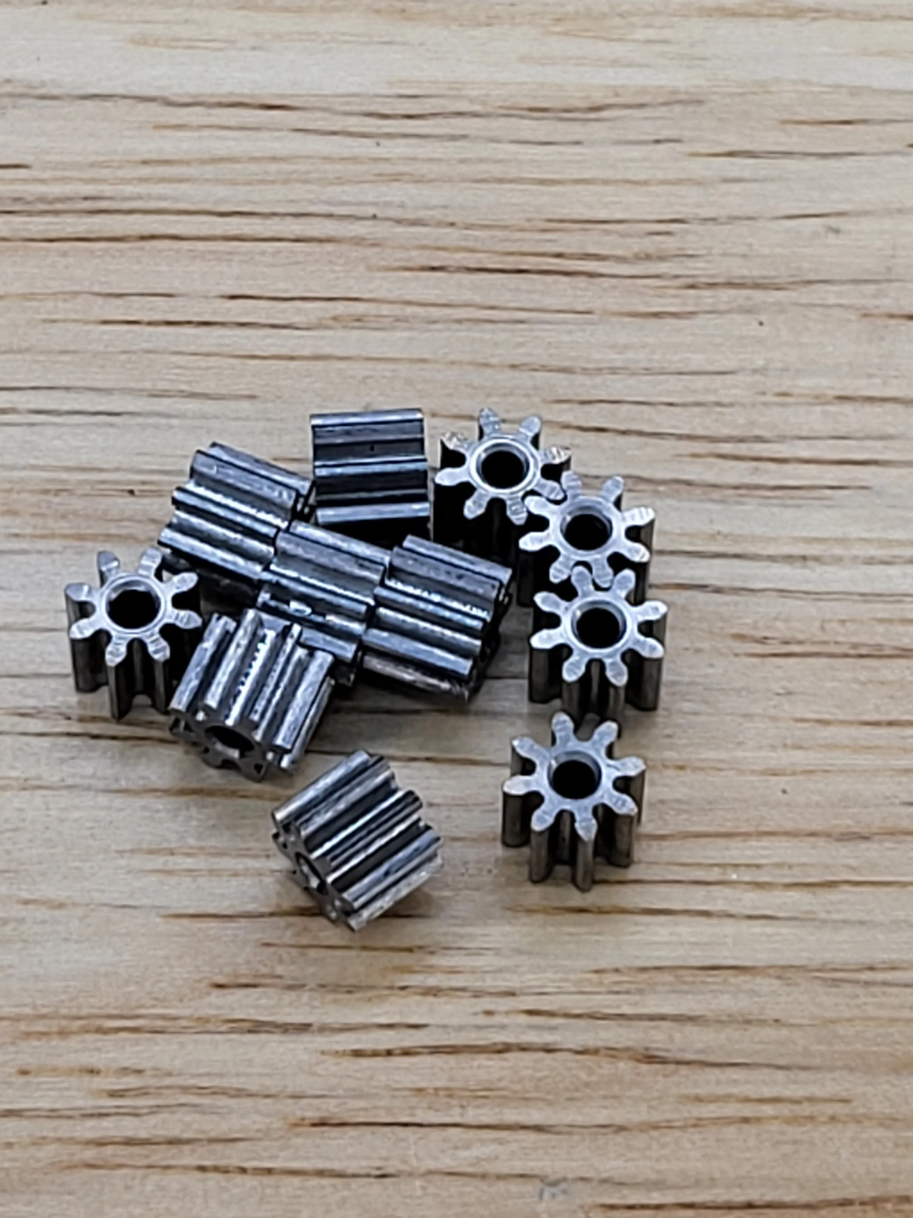 1.5mm Shaft Diameter Press-Fit Pinion Gears - Mod.5 Pitch (Sold Individually) - Image 2