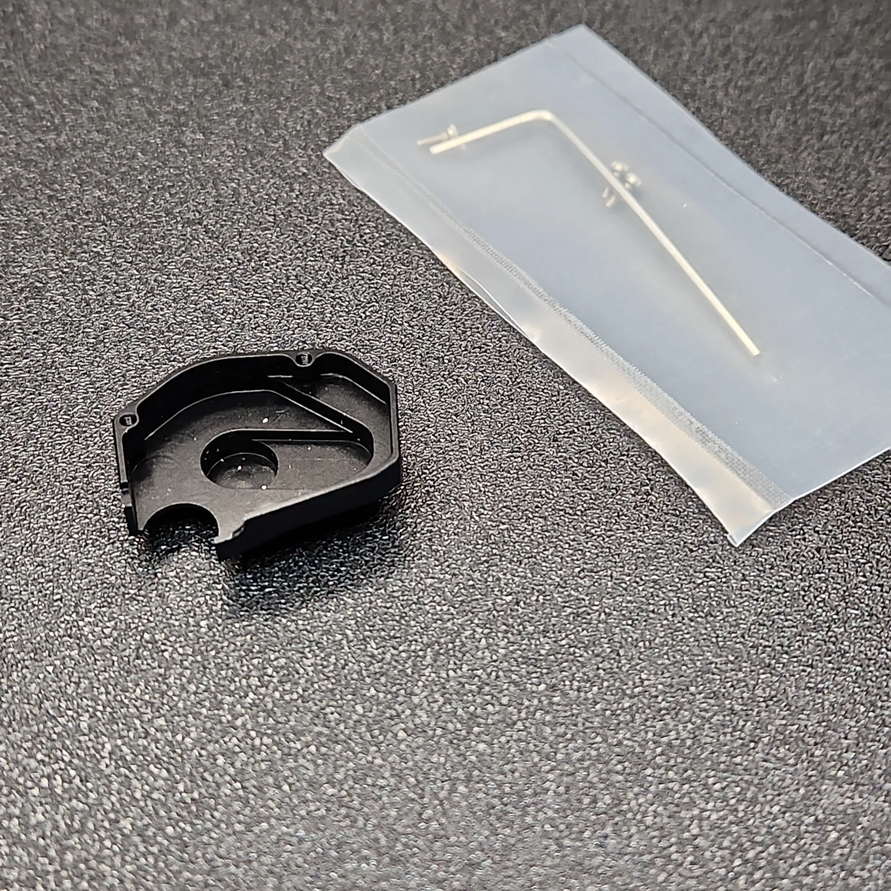 Mofo RC | Spur Gear Cover Aluminum / Brass For Axial SCX24 / AX24 - Image 2