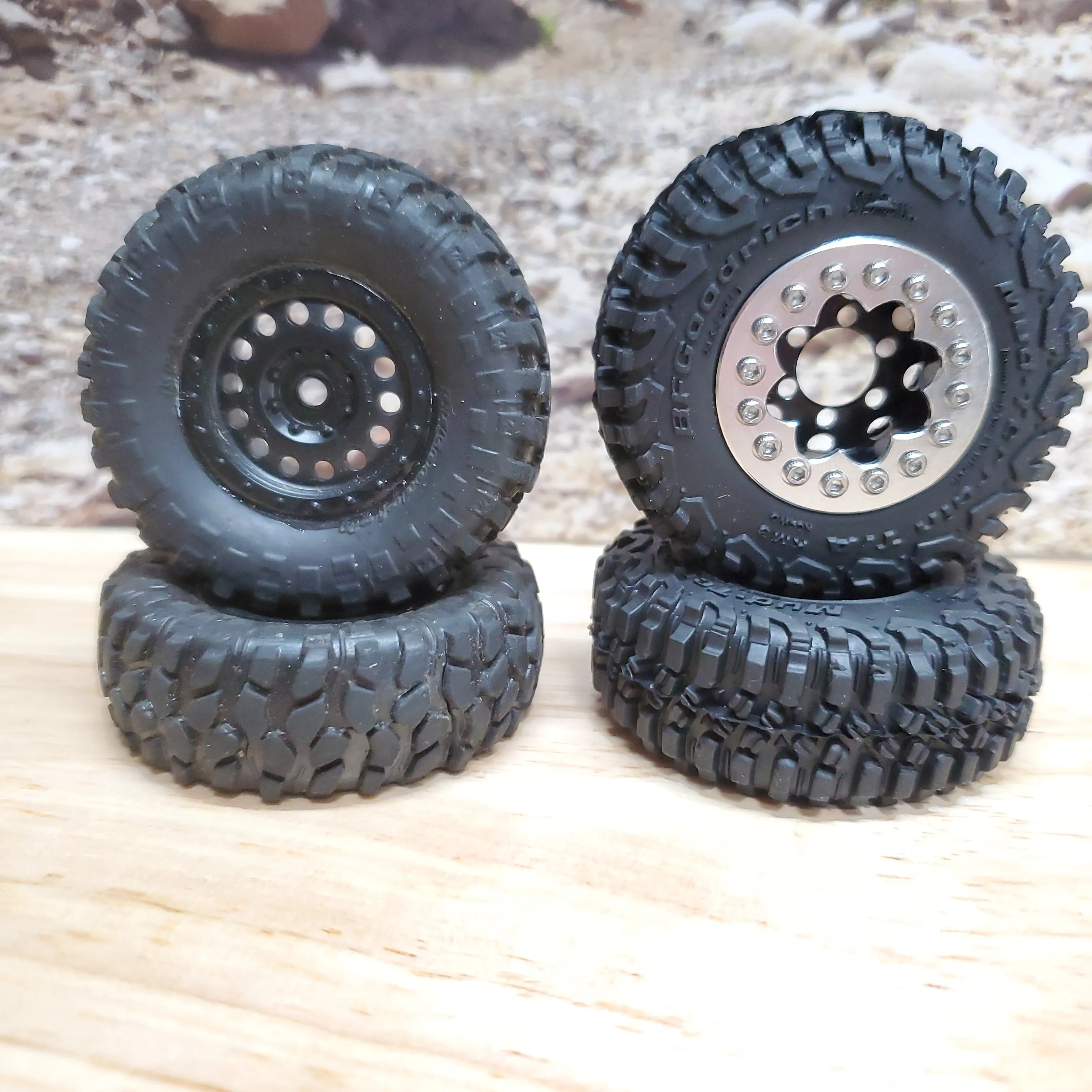 Rc4wd BFG KM3 50.5x18.5mm 1.0" Tires (Sold by Pair)